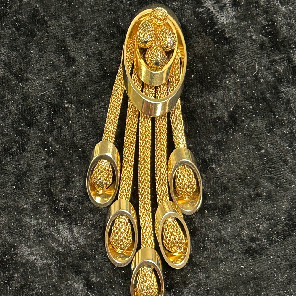 Vintage Fringe Brooch— Gold Tone Mesh Dangles, Unsigned Kramer Costume Jewelry
